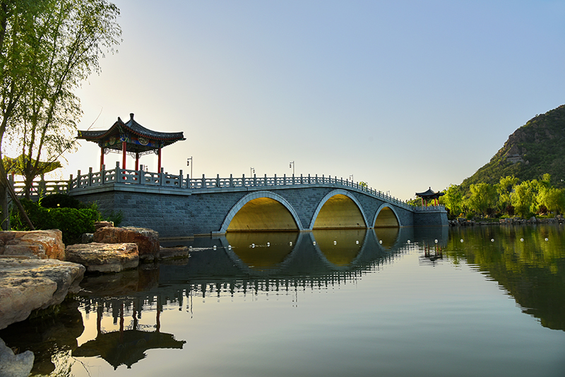濟(jì)南華山洼濕地公園崇正橋、煙雨橋
